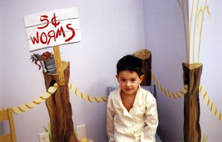 5¢ Worms
Children's bedroom
New Rochelle, NY